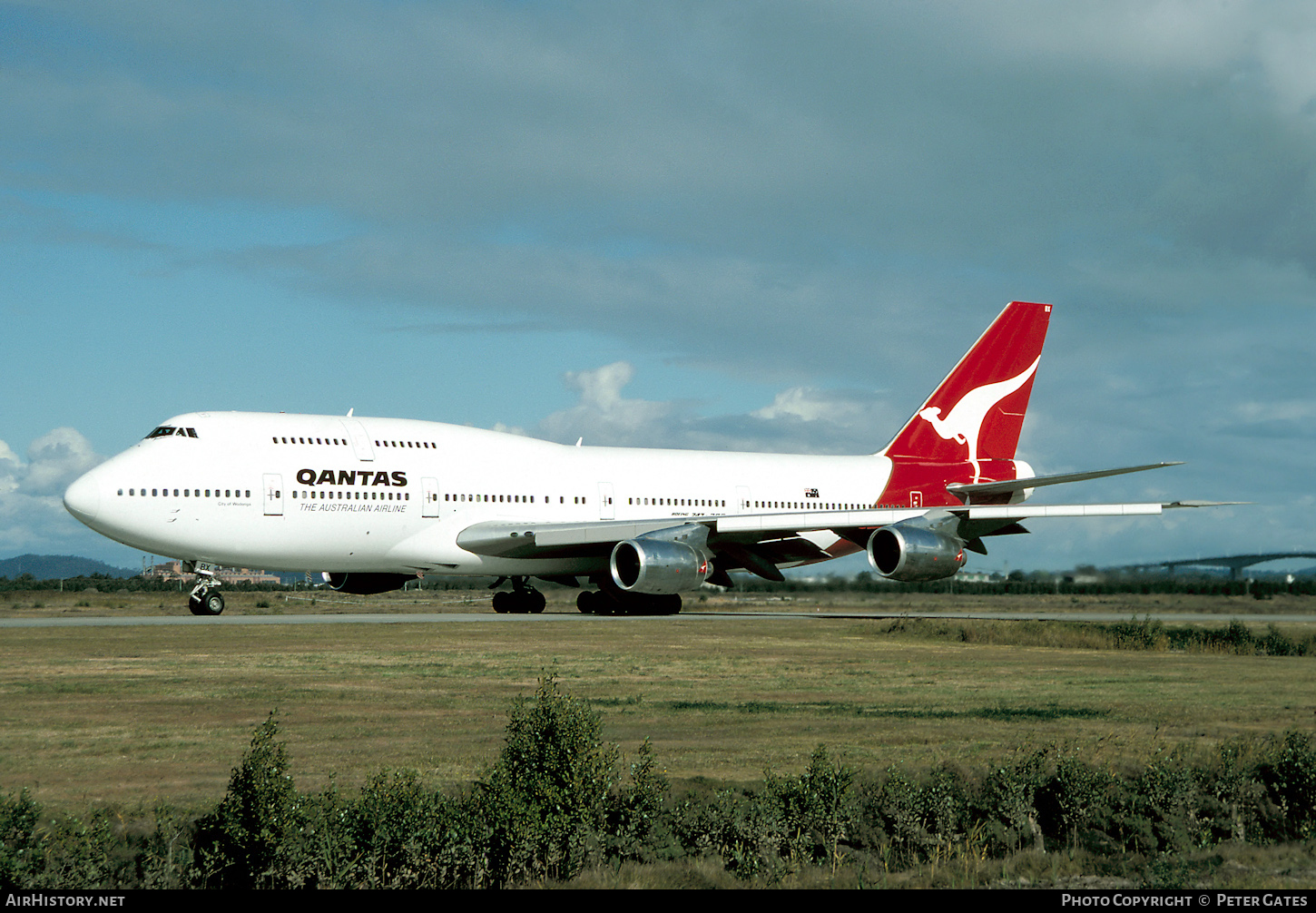 Aircraft Photo of VH-EBX | Boeing 747-338 | Qantas | AirHistory.net #89741