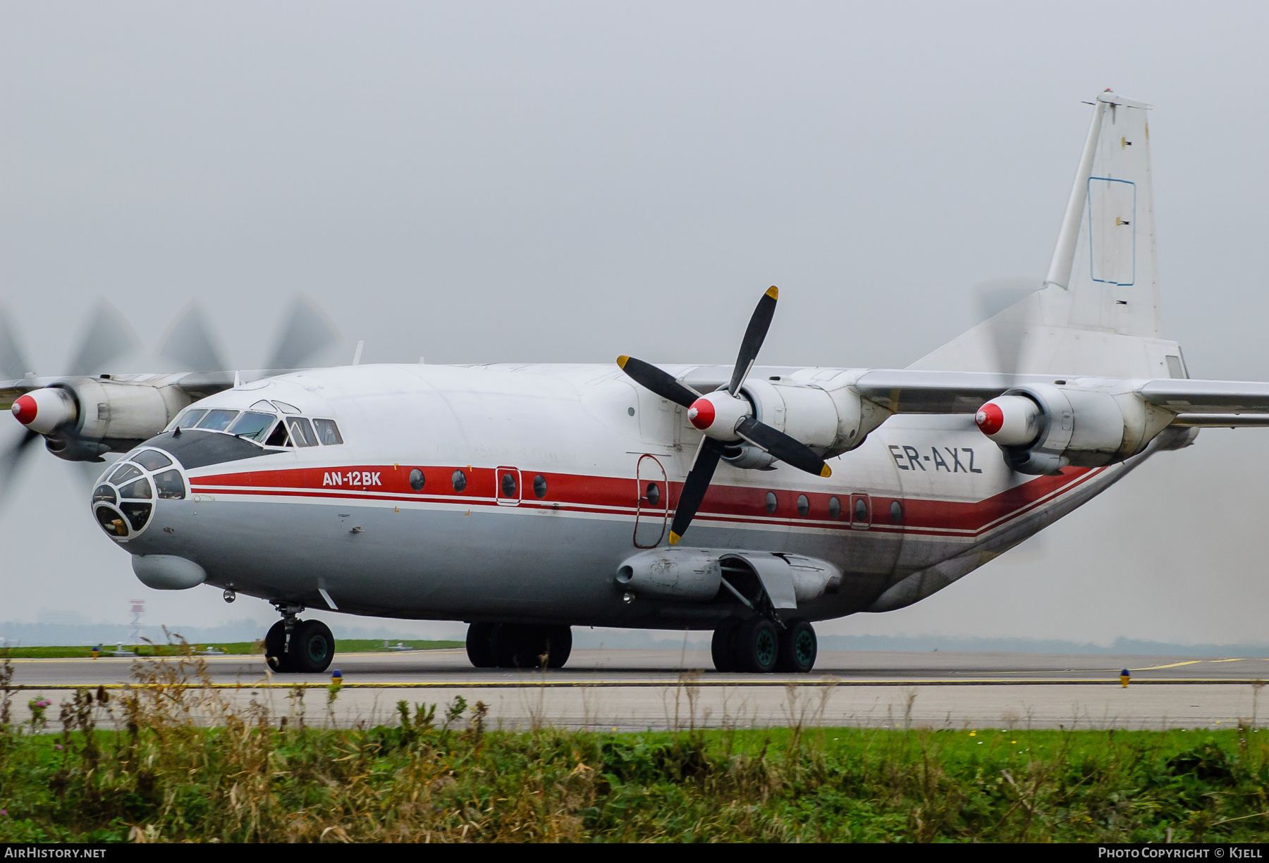 Aircraft Photo of ER-AXZ | Antonov An-12BK | AirHistory.net #89899