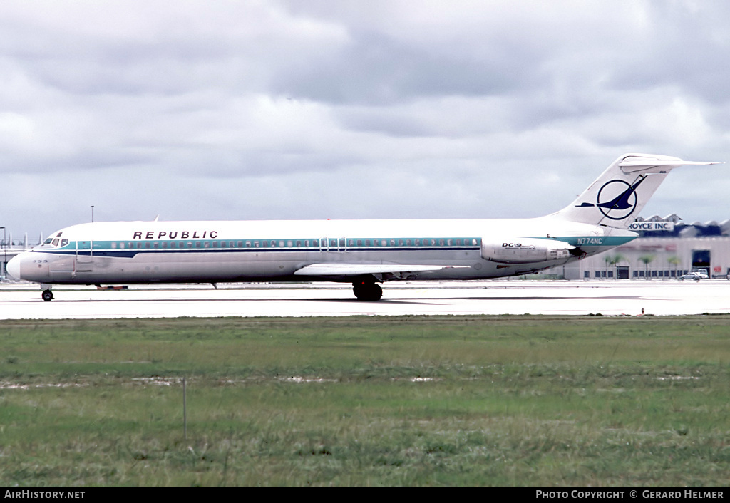 Aircraft Photo of N774NC | McDonnell Douglas DC-9-51 | Republic Airlines | AirHistory.net #89912