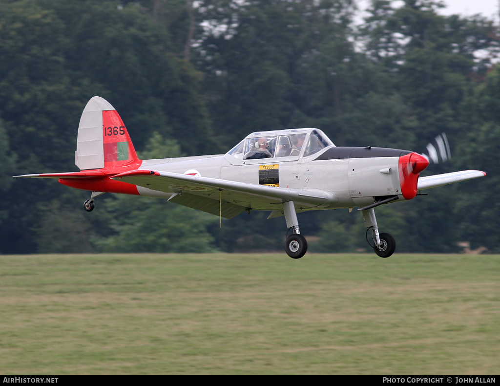 Aircraft Photo of G-DHPM / 1365 | De Havilland Canada DHC-1 Chipmunk T20 | Portugal - Air Force | AirHistory.net #89988