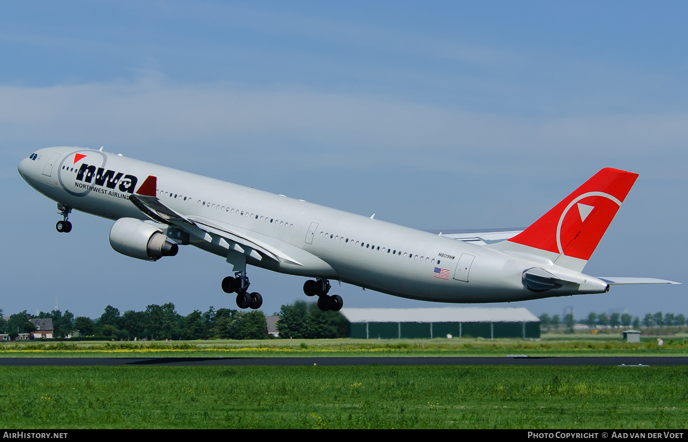 Aircraft Photo of N809NW | Airbus A330-323 | Northwest Airlines | AirHistory.net #90016
