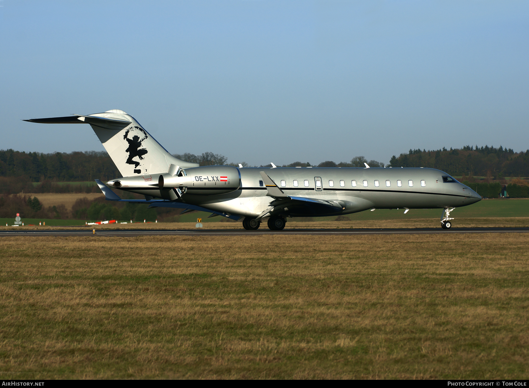 Aircraft Photo of OE-LXX | Bombardier Global Express (BD-700-1A10) | AirHistory.net #90070