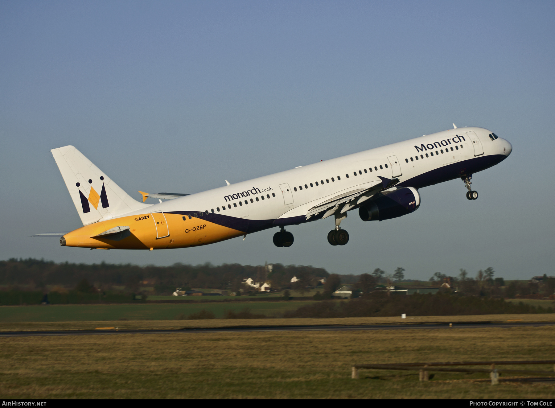 Aircraft Photo of G-OZBP | Airbus A321-231 | Monarch Airlines | AirHistory.net #90079