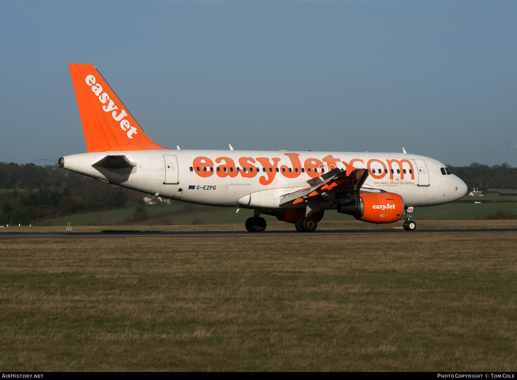 Aircraft Photo of G-EZPG | Airbus A319-111 | EasyJet | AirHistory.net #90088