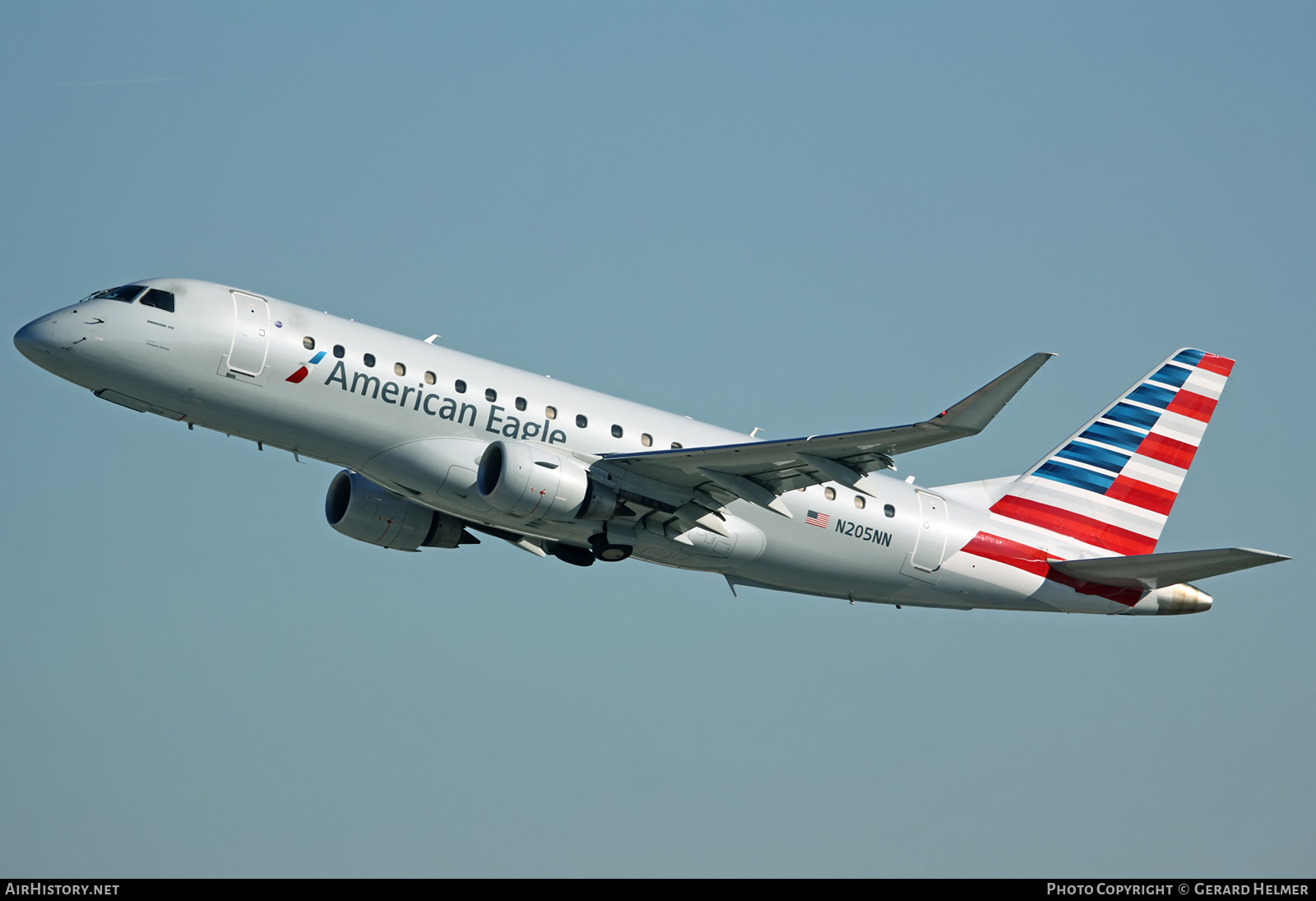 Aircraft Photo of N205NN | Embraer 175LR (ERJ-170-200LR) | American Eagle | AirHistory.net #90211