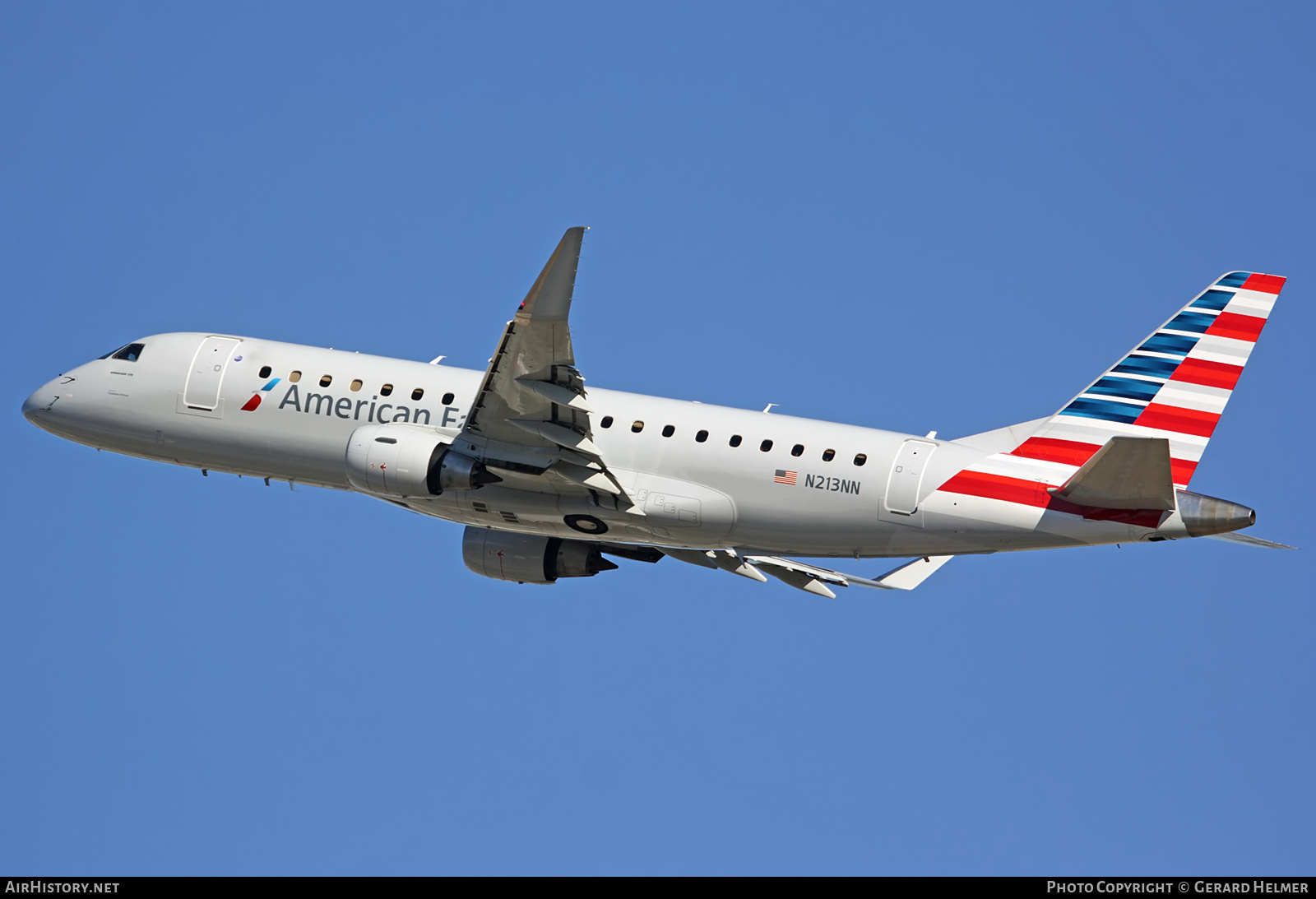 Aircraft Photo of N213NN | Embraer 175LR (ERJ-170-200LR) | American Eagle | AirHistory.net #90282