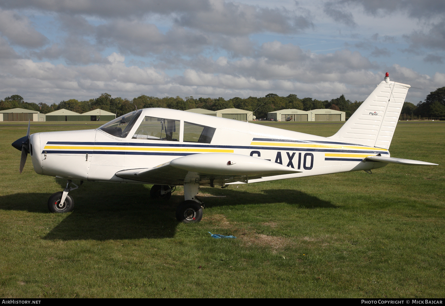 Aircraft Photo of G-AXIO | Piper PA-28-140 Cherokee | AirHistory.net #90454
