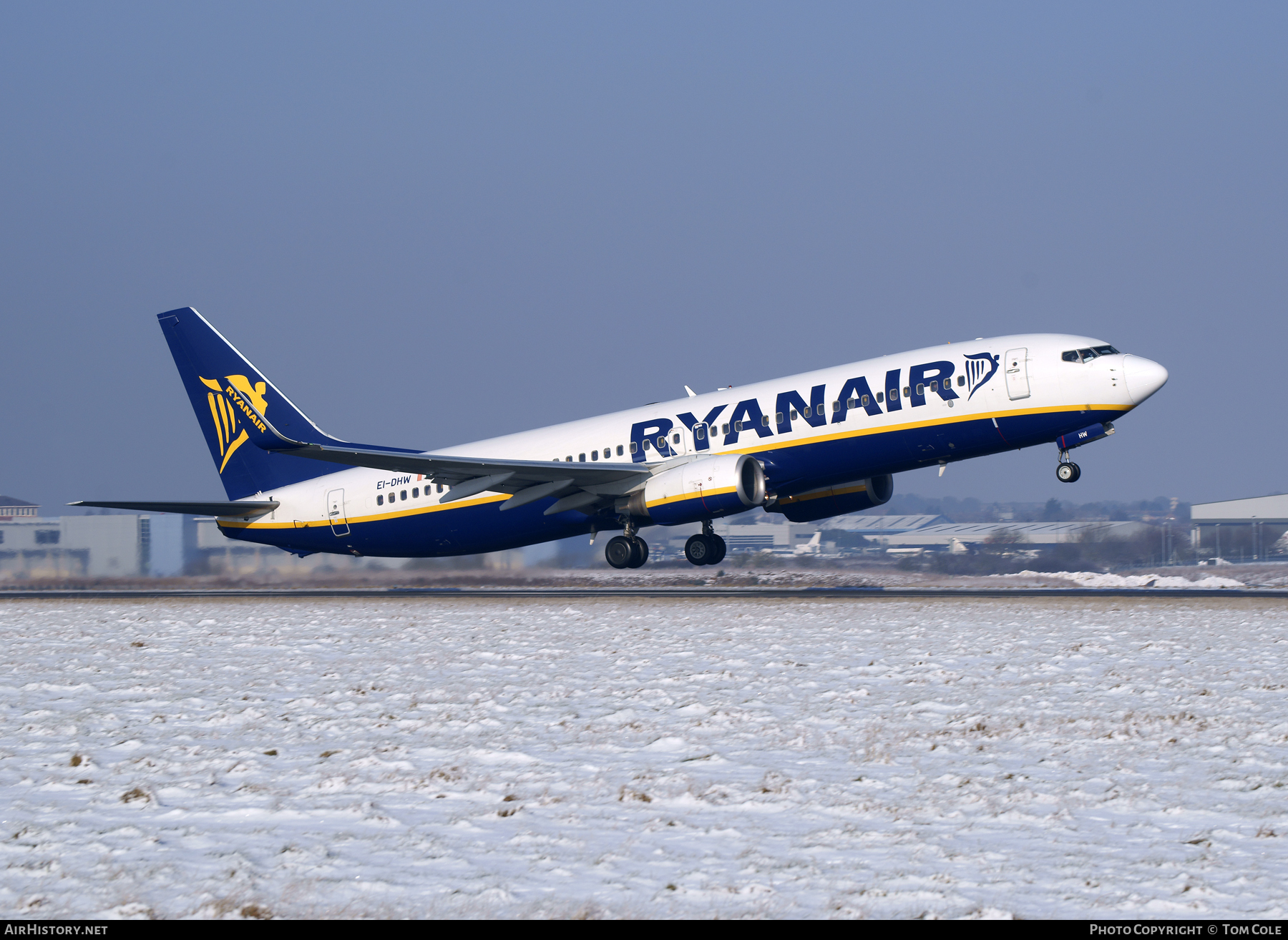 Aircraft Photo of EI-DHW | Boeing 737-8AS | Ryanair | AirHistory.net #90498