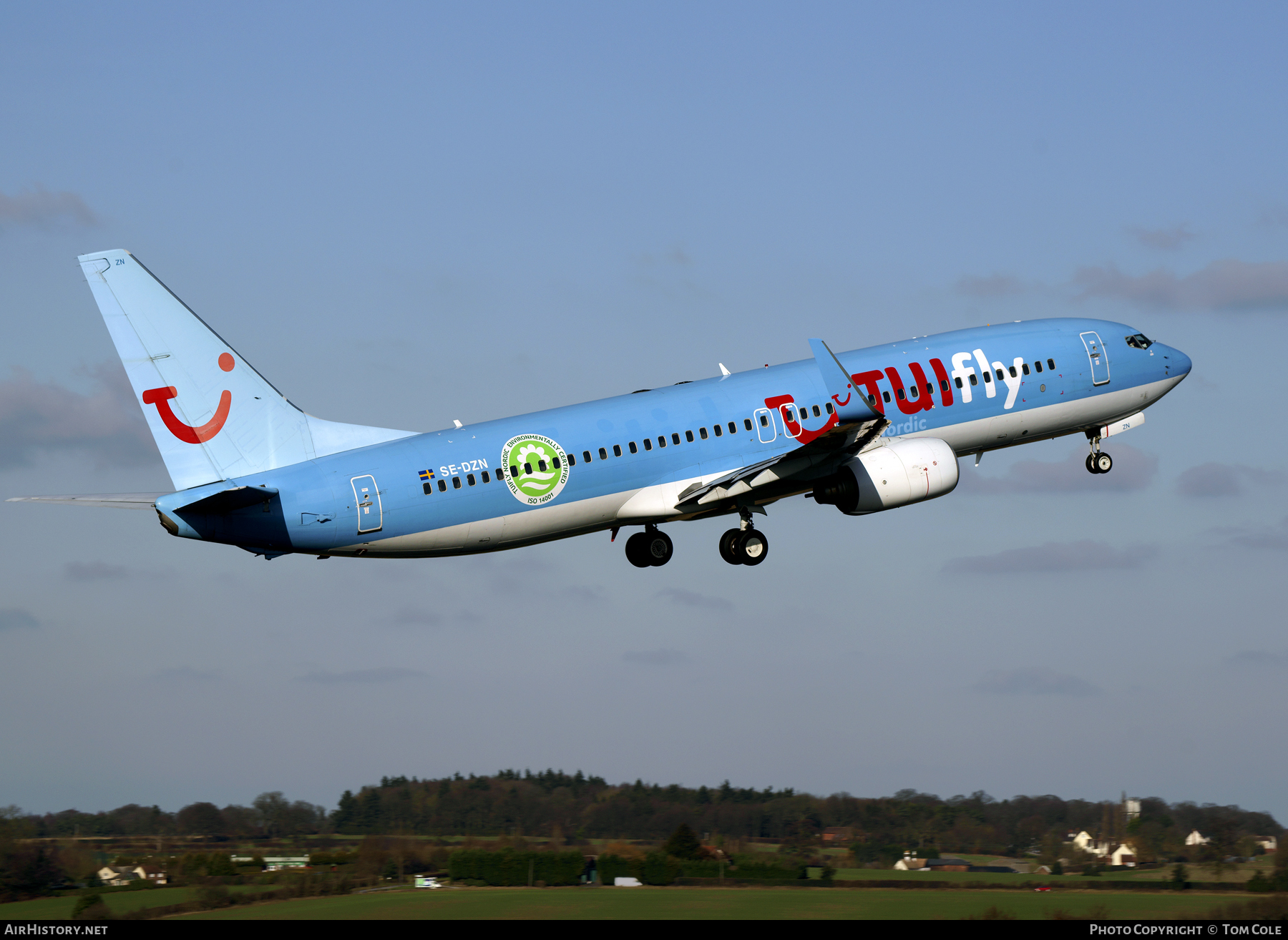 Aircraft Photo of SE-DZN | Boeing 737-804 | TUIfly Nordic | AirHistory.net #90499