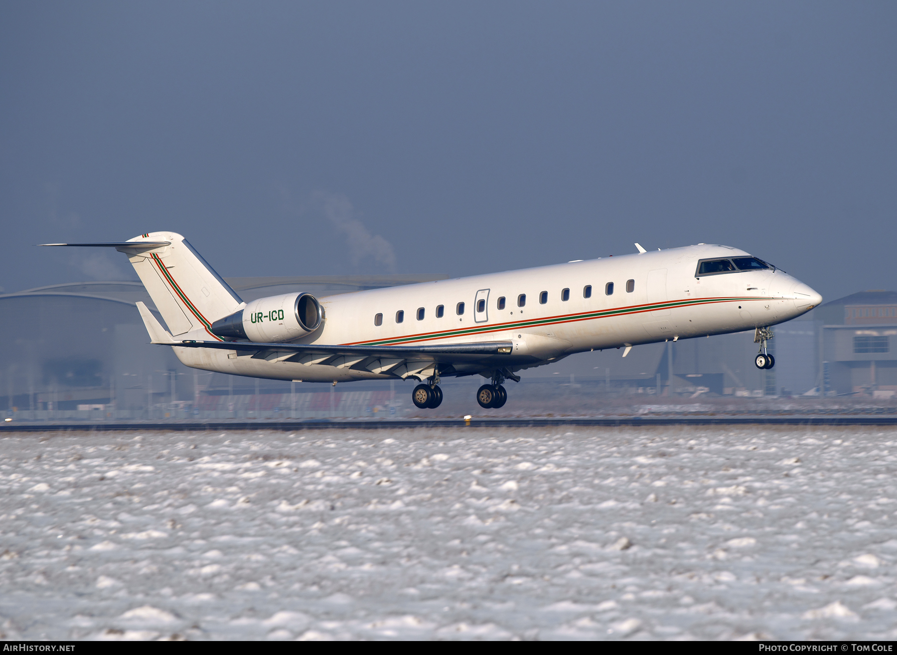 Aircraft Photo of UR-ICD | Bombardier Challenger 850 (CRJ-200SE/CL-600-2B19) | AirHistory.net #90541