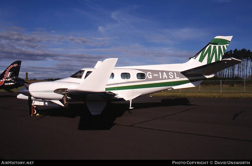 Aircraft Photo of G-IASL | Beech 60 Duke | AirHistory.net #90578