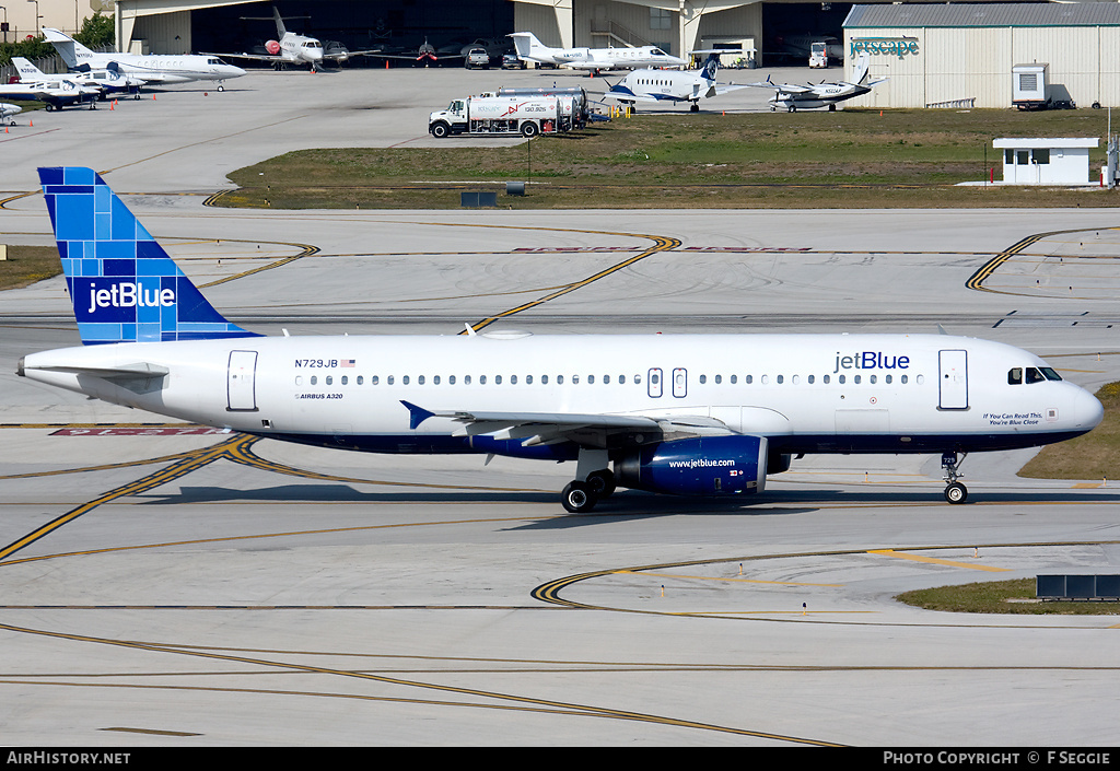 Aircraft Photo of N729JB | Airbus A320-232 | JetBlue Airways | AirHistory.net #90608