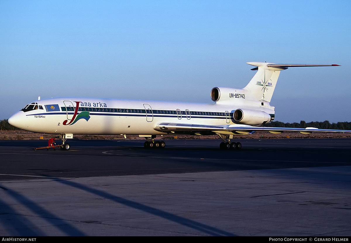 Aircraft Photo of UN-85742 | Tupolev Tu-154B-2 | Jana Arka | AirHistory.net #90730