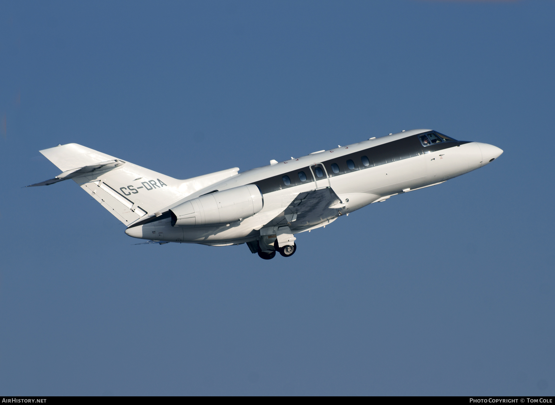 Aircraft Photo of CS-DRA | Raytheon Hawker 800XP | AirHistory.net #90834