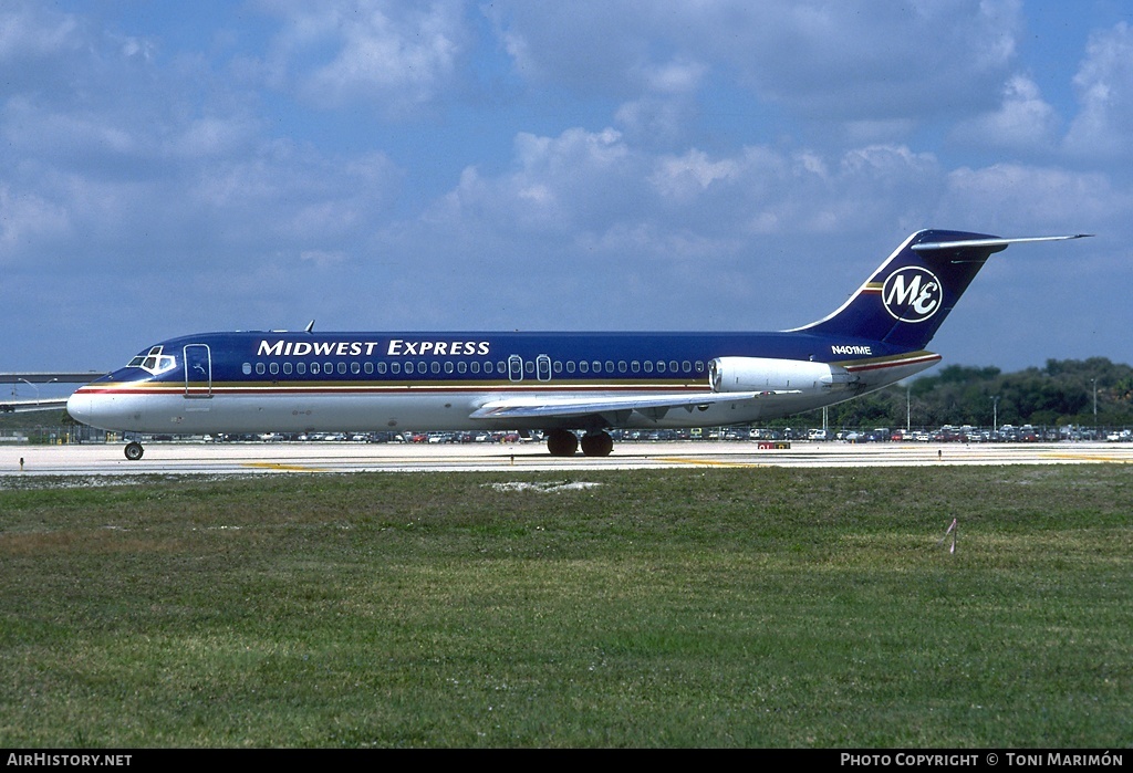 Aircraft Photo of N401ME | McDonnell Douglas DC-9-32 | Midwest Express Airlines | AirHistory.net #90916