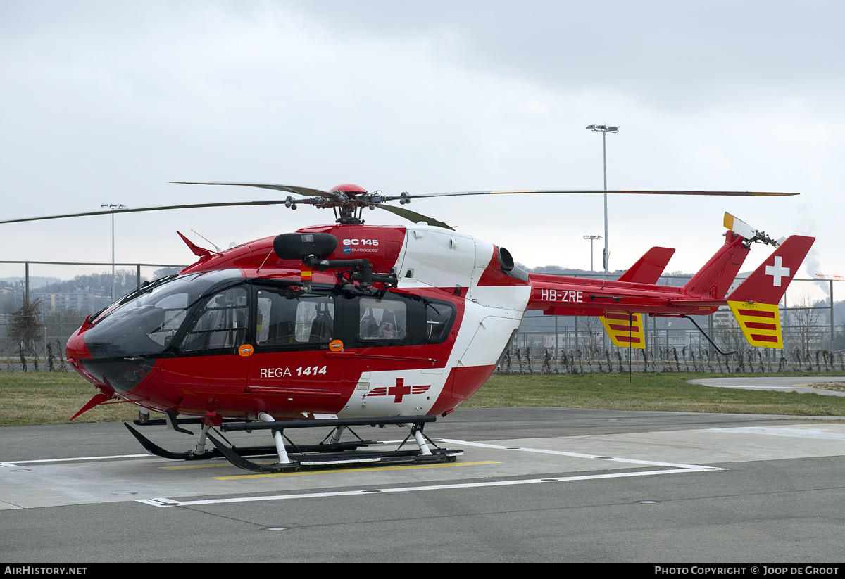 Aircraft Photo of HB-ZRE | Eurocopter-Kawasaki EC-145 (BK-117C-2) | REGA - Swiss Air Ambulance | AirHistory.net #90955