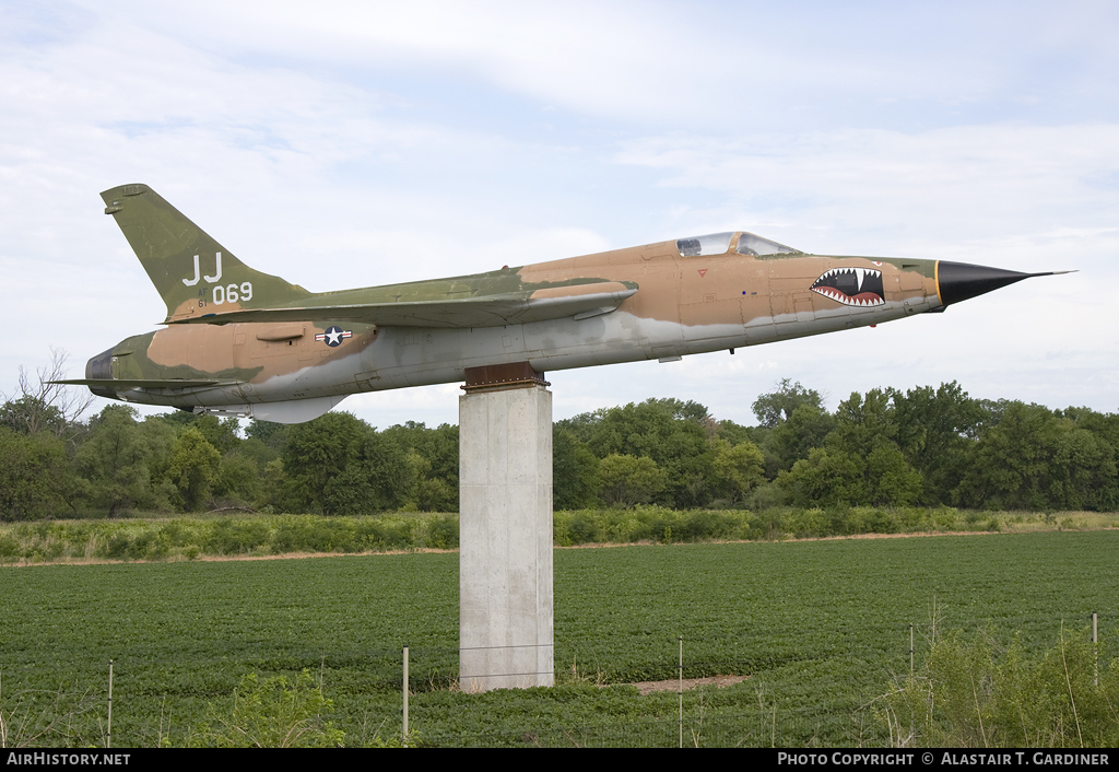Aircraft Photo of 61-0069 / AF61-069 | Republic F-105D Thunderchief | USA - Air Force | AirHistory.net #91030