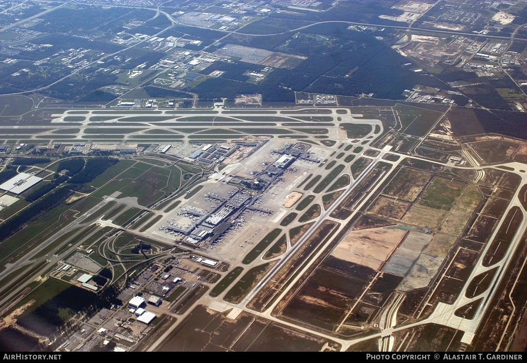 Airport photo of Houston - George Bush Intercontinental (KIAH / IAH) in Texas, United States | AirHistory.net #91080