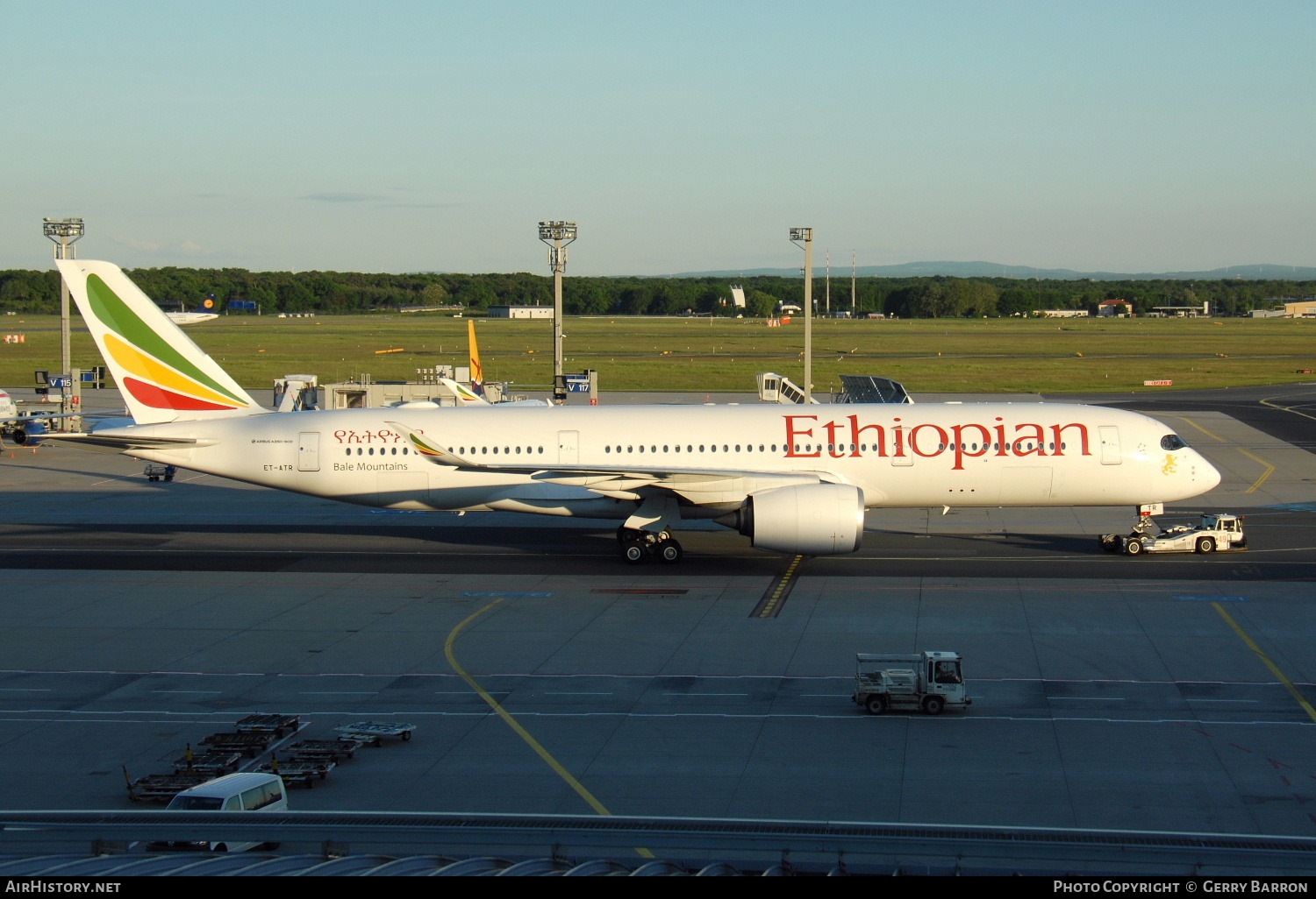 Aircraft Photo of ET-ATR | Airbus A350-941 | Ethiopian Airlines | AirHistory.net #91144