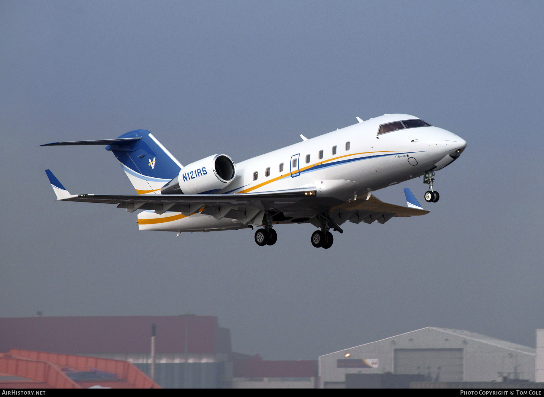 Aircraft Photo of N121RS | Bombardier Challenger 604 (CL-600-2B16) | AirHistory.net #91153