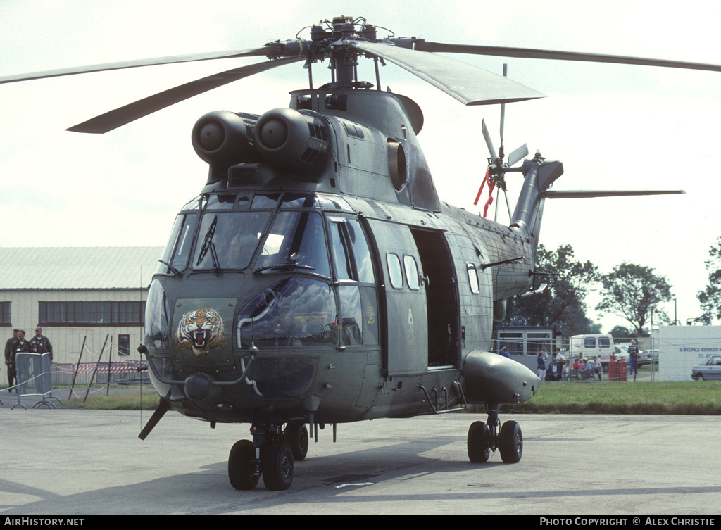 Aircraft Photo of XW198 | Aerospatiale SA-330E Puma HC1 | UK - Air Force | AirHistory.net #91215