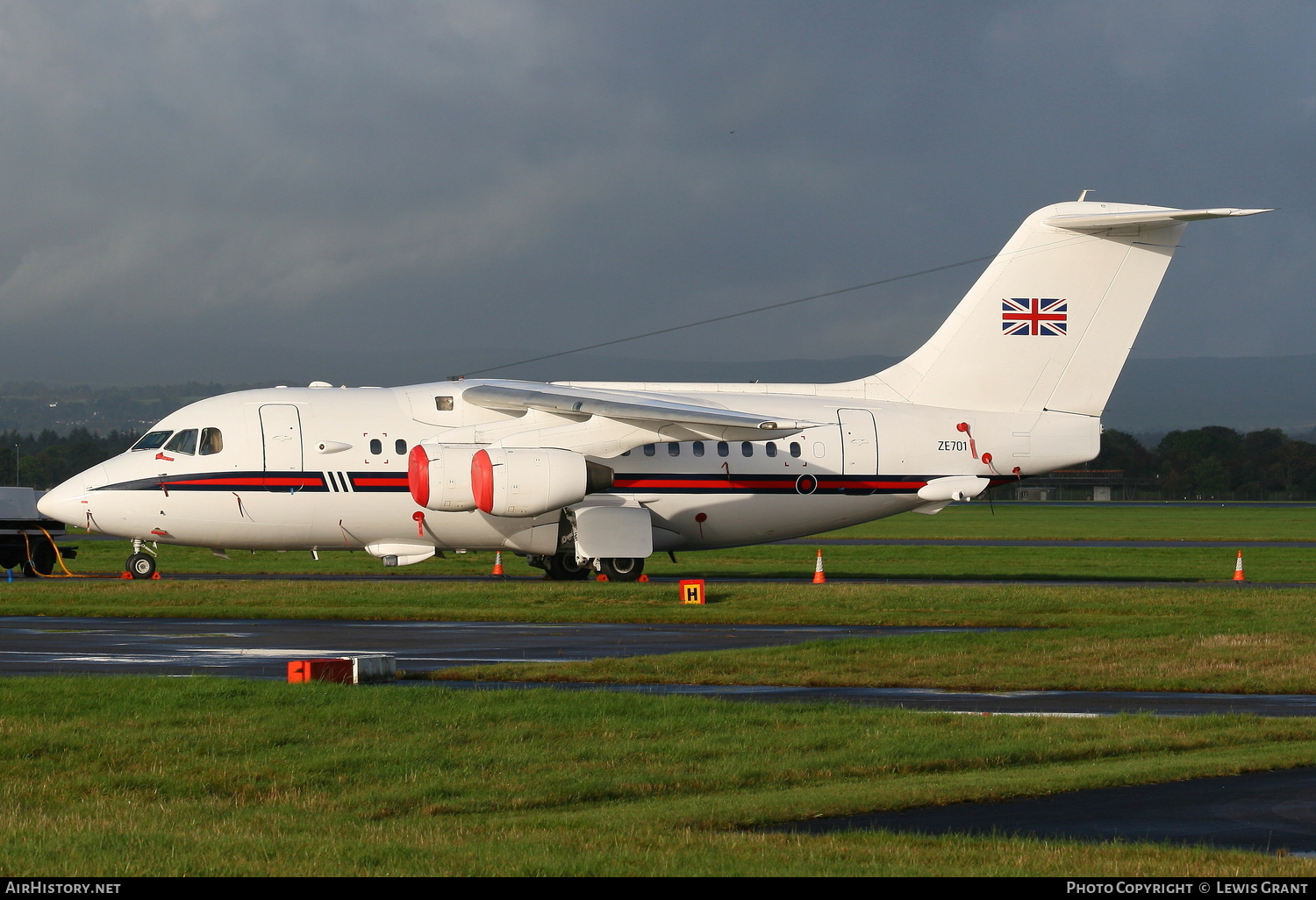Aircraft Photo of ZE701 | British Aerospace BAe-146 CC.2 | UK - Air Force | AirHistory.net #91248
