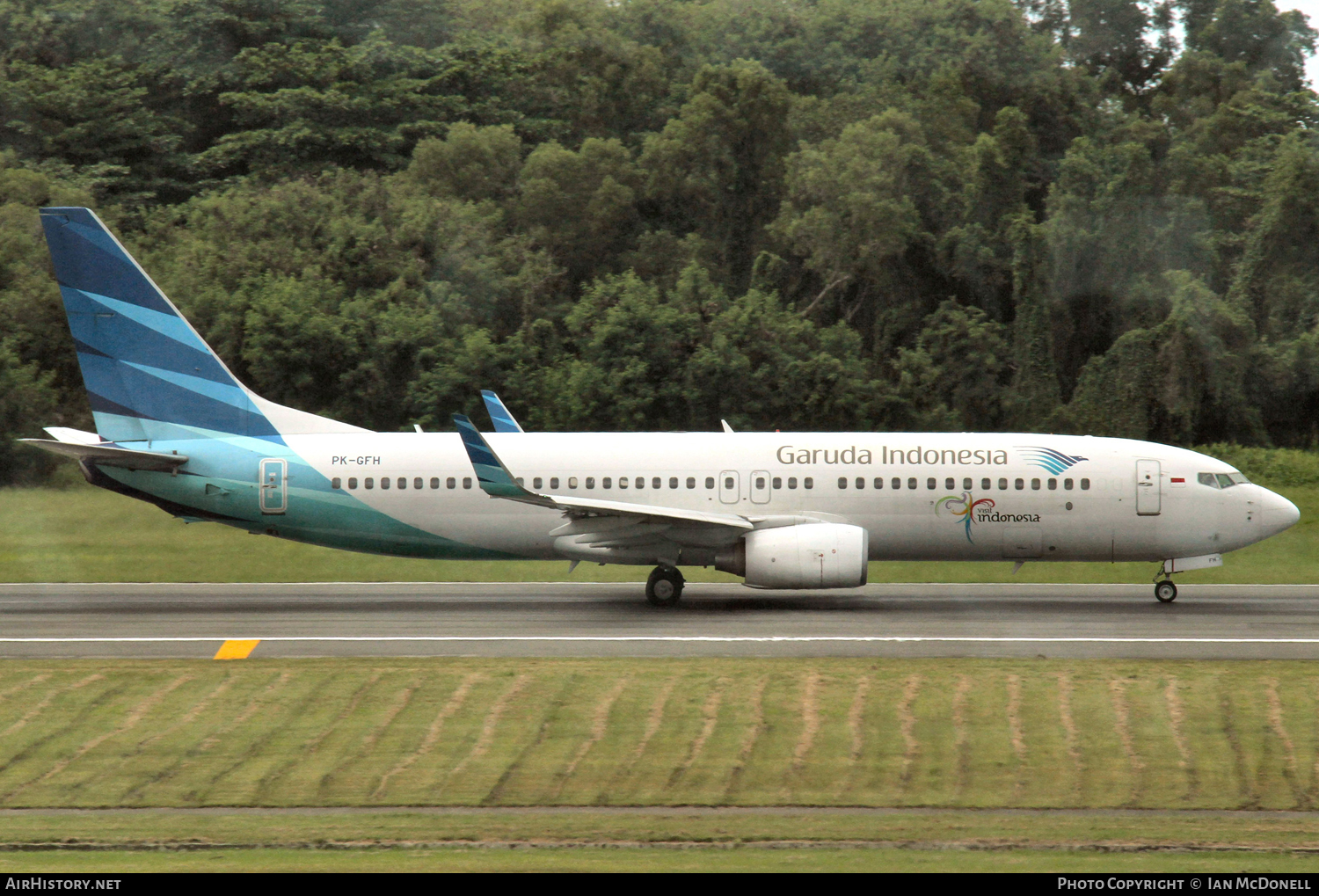Aircraft Photo of PK-GFH | Boeing 737-8U3 | Garuda Indonesia | AirHistory.net #91250