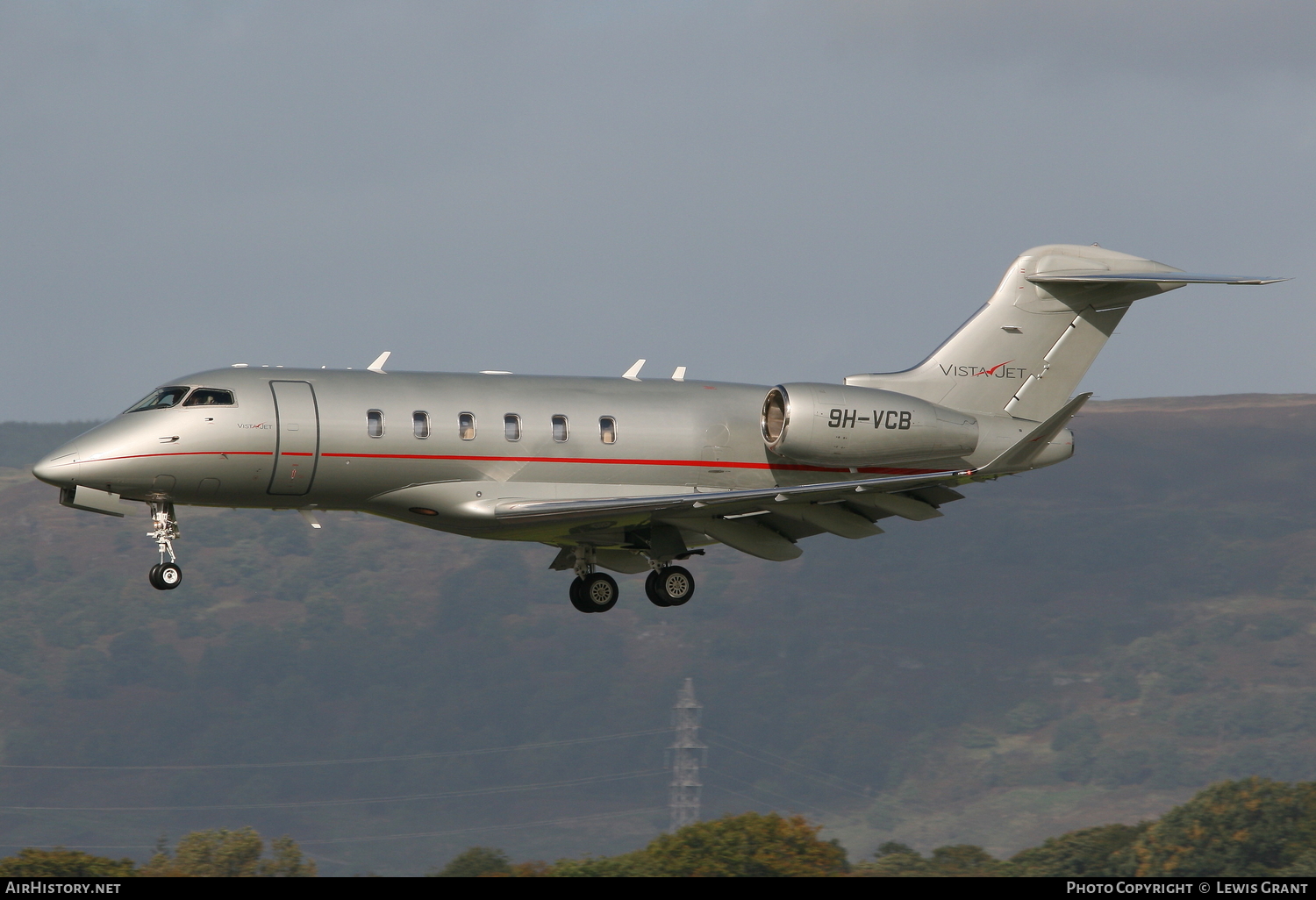 Aircraft Photo of 9H-VCB | Bombardier Challenger 350 (BD-100-1A10) | VistaJet | AirHistory.net #91362