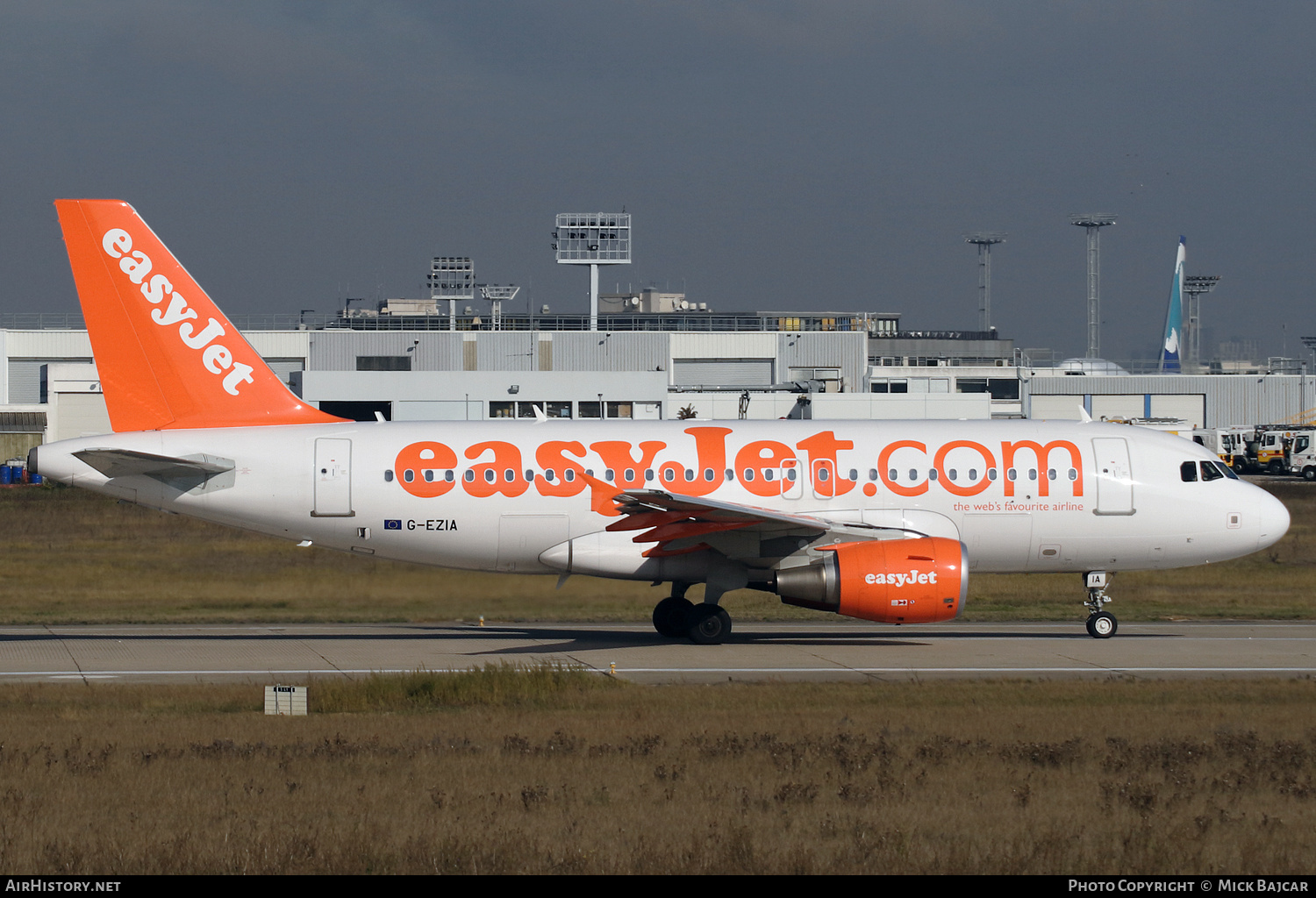 Aircraft Photo of G-EZIA | Airbus A319-111 | EasyJet | AirHistory.net #91463