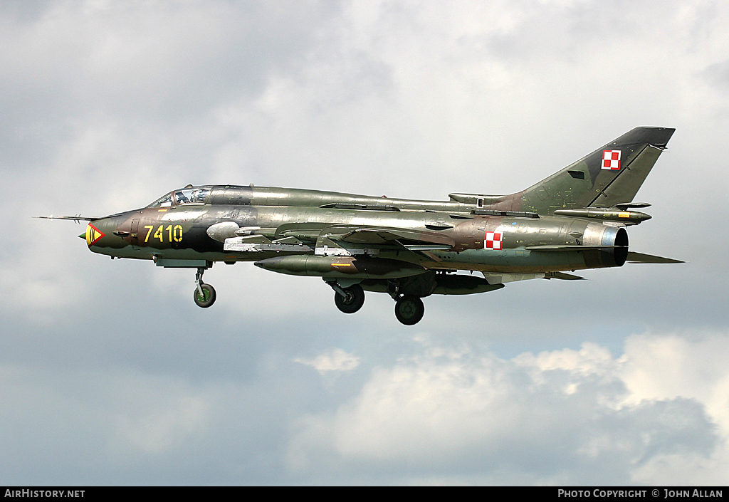 Aircraft Photo of 7410 | Sukhoi Su-22M4 | Poland - Air Force | AirHistory.net #91521