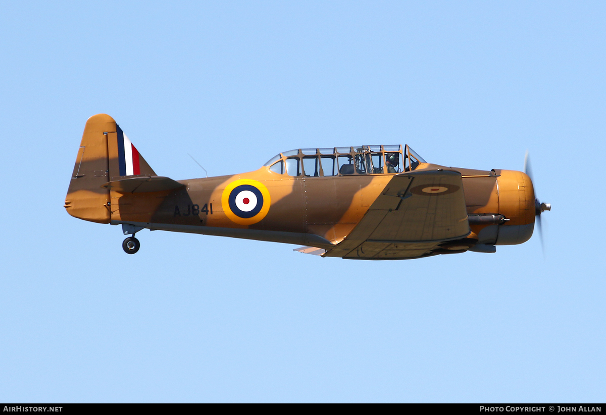 Aircraft Photo of G-BJST / AJ841 | North American T-6H Harvard Mk IV | UK - Air Force | AirHistory.net #91574