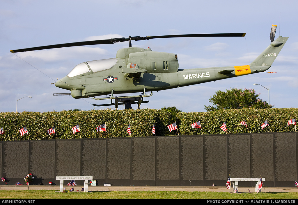 Aircraft Photo of 159226 | Bell AH-1J Sea Cobra (209) | USA - Marines | AirHistory.net #91647