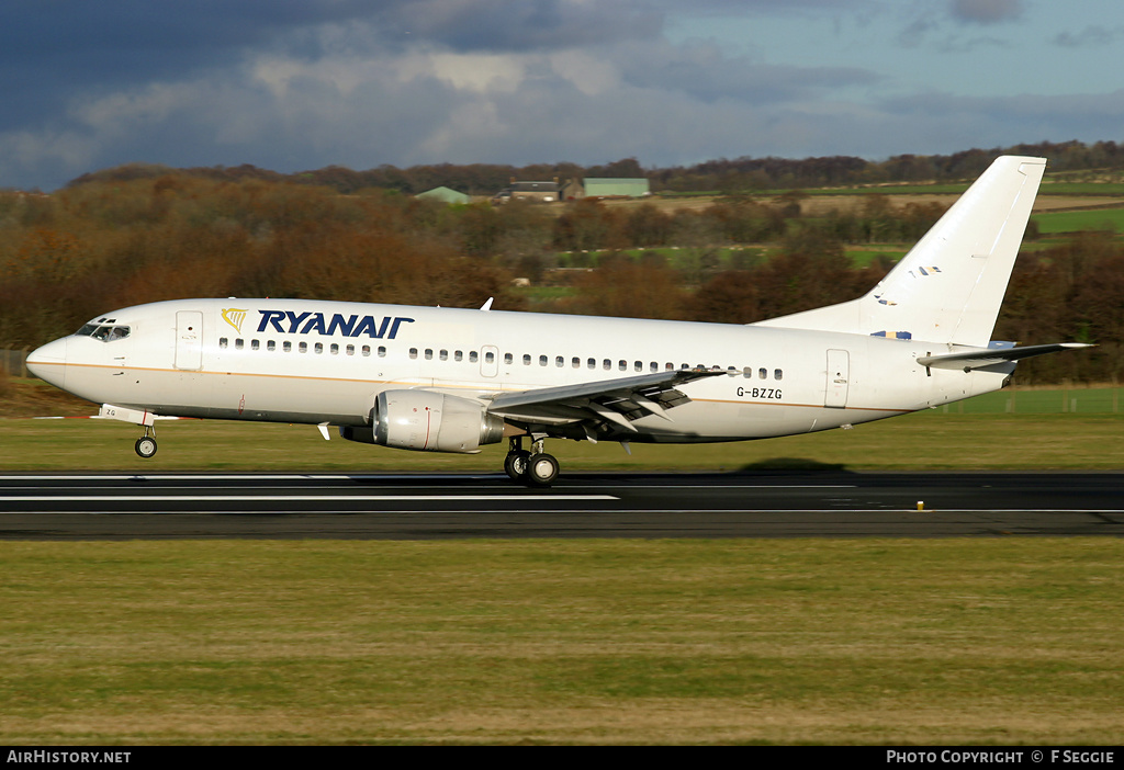 Aircraft Photo of G-BZZG | Boeing 737-3Q8 | Ryanair | AirHistory.net #91649