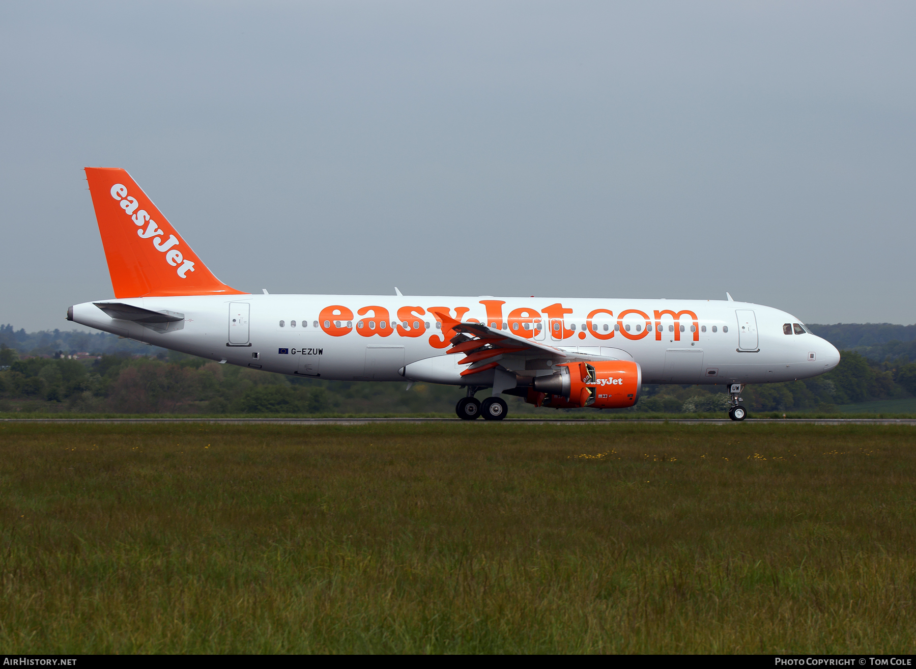 Aircraft Photo of G-EZUW | Airbus A320-214 | EasyJet | AirHistory.net #91684