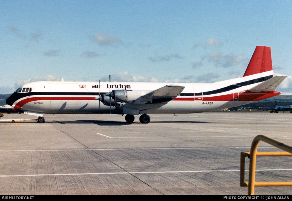 Aircraft Photo of G-APES | Vickers 953C Merchantman | Air Bridge | AirHistory.net #91895