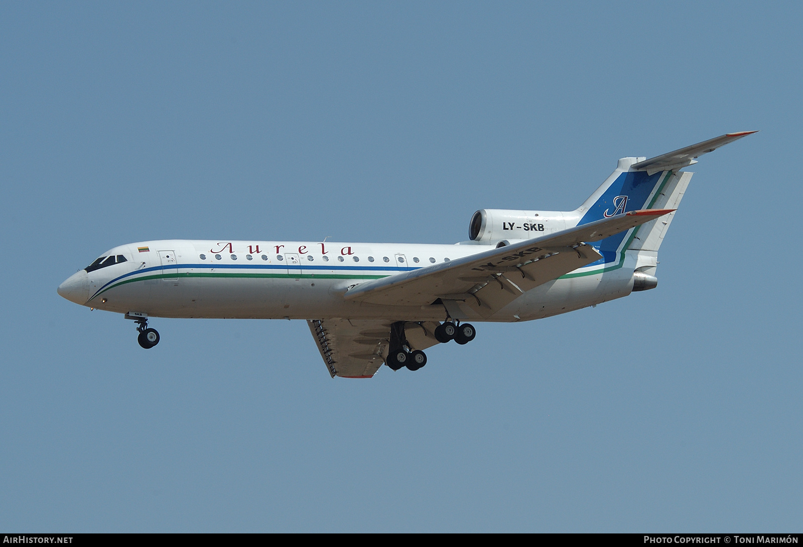 Aircraft Photo of LY-SKB | Yakovlev Yak-42D | Aurela | AirHistory.net #91903