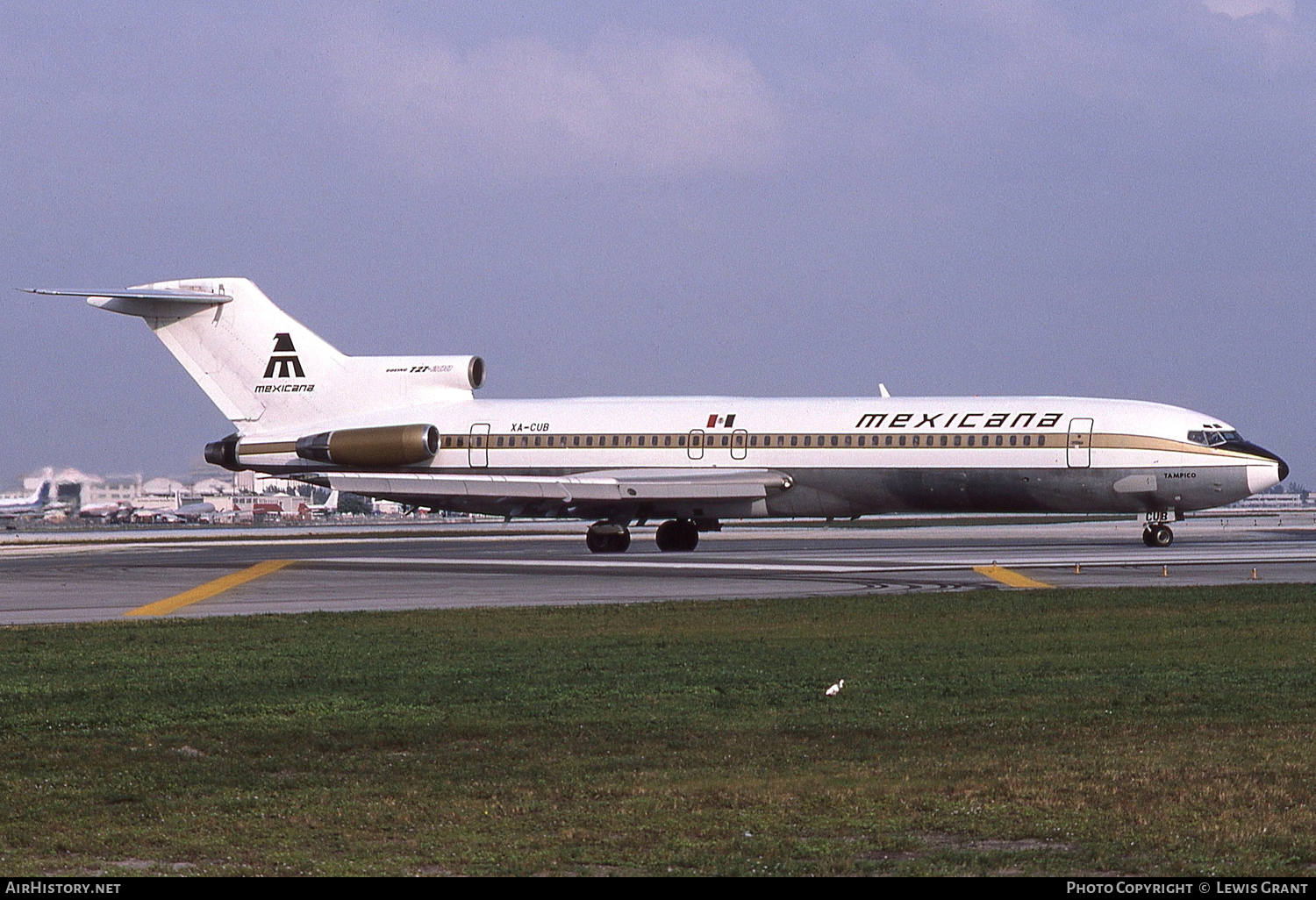 Aircraft Photo of XA-CUB | Boeing 727-264/Adv | Mexicana | AirHistory.net #91971