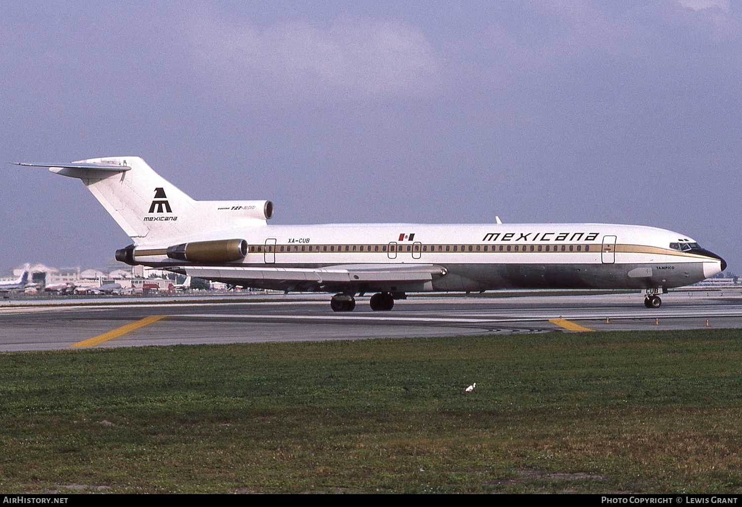 Aircraft Photo of XA-CUB | Boeing 727-264/Adv | Mexicana | AirHistory.net #91971