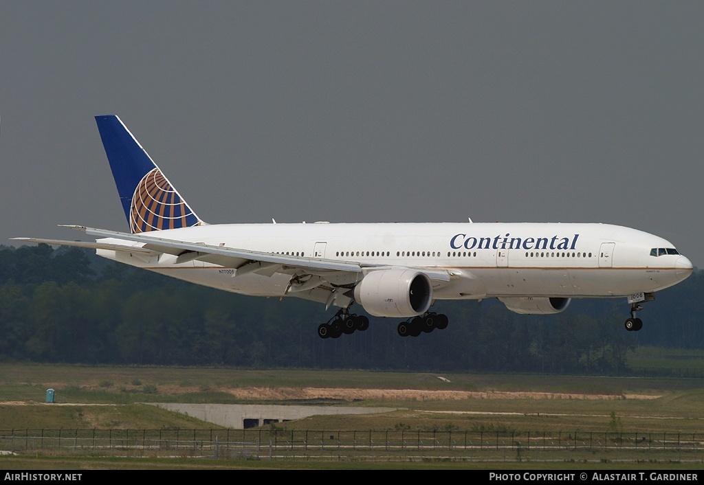 Aircraft Photo of N77006 | Boeing 777-224/ER | Continental Airlines | AirHistory.net #91973