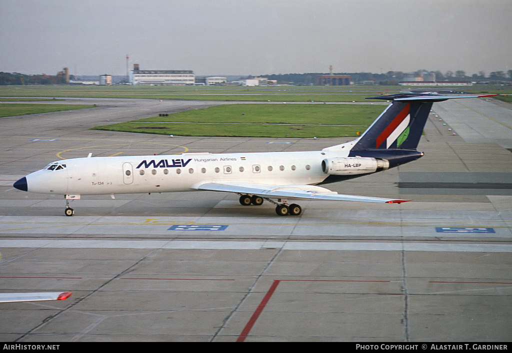 Aircraft Photo of HA-LBP | Tupolev Tu-134A-3 | Malév - Hungarian Airlines | AirHistory.net #91989