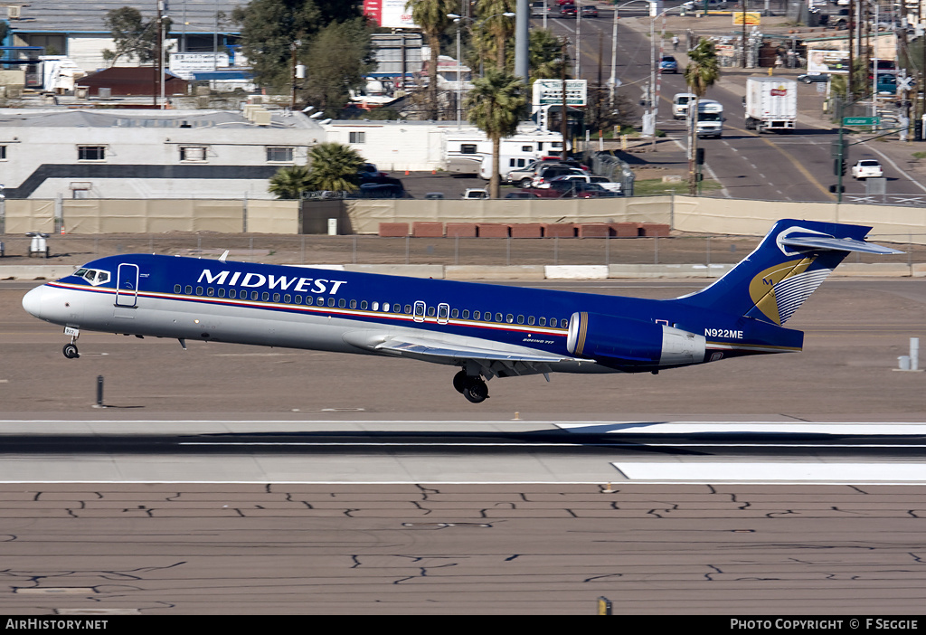 Aircraft Photo of N922ME | Boeing 717-2BL | Midwest Airlines | AirHistory.net #92004