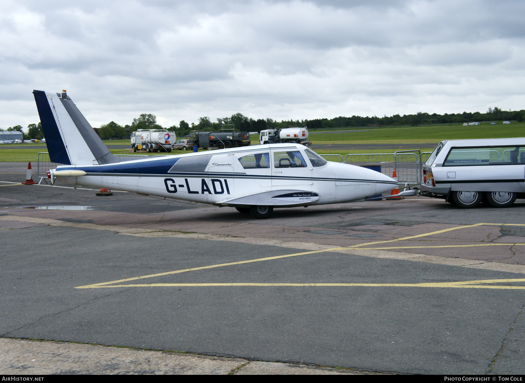 Aircraft Photo of G-LADI | Piper PA-30 Twin Comanche | AirHistory.net #92063
