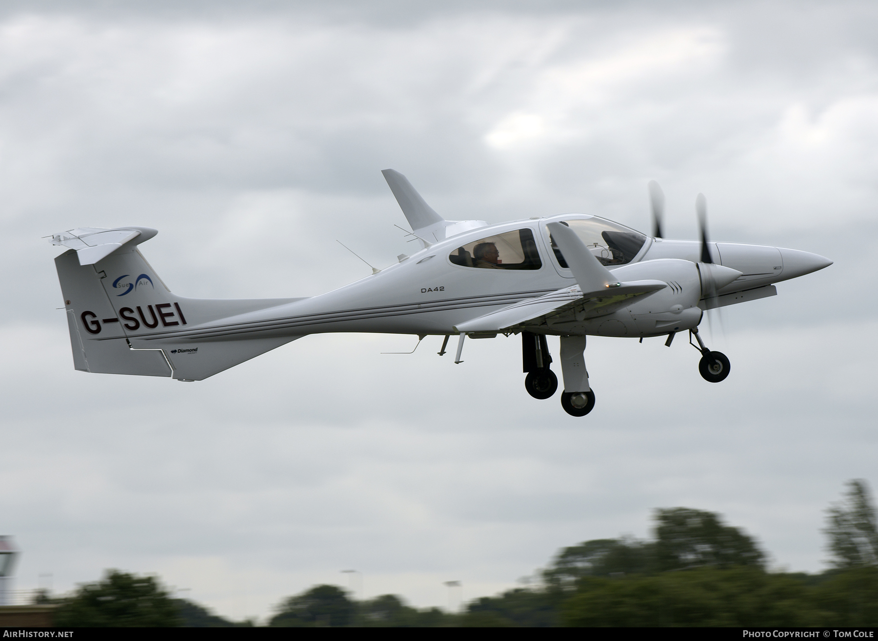 Aircraft Photo of G-SUEI | Diamond DA42-180 Twin Star | Sue Air | AirHistory.net #92068