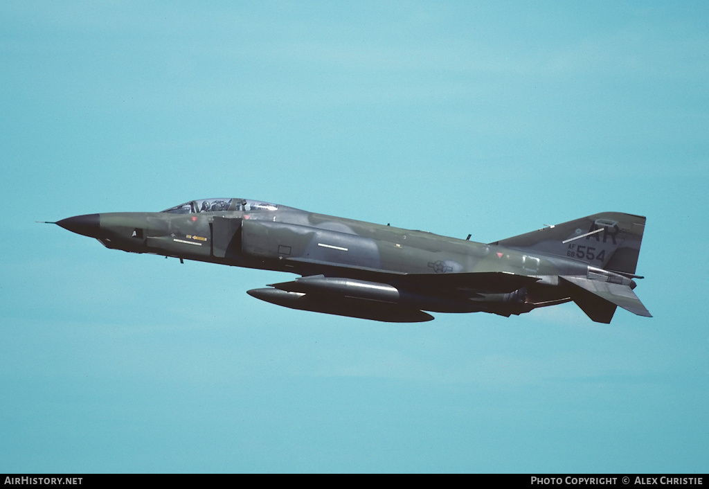 Aircraft Photo of 68-0554 / AF68-554 | McDonnell Douglas RF-4C Phantom II | USA - Air Force | AirHistory.net #92105