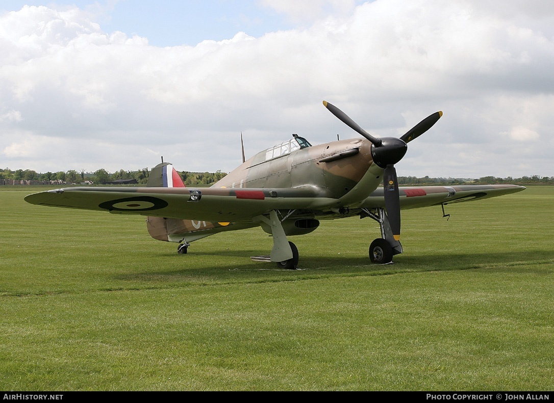 Aircraft Photo of G-HUPW / R4118 | Hawker Hurricane Mk1 | UK - Air Force | AirHistory.net #92130