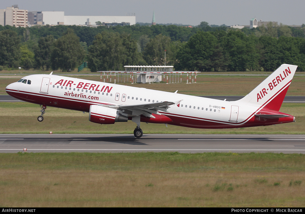 Aircraft Photo of D-ABDG | Airbus A320-214 | Air Berlin | AirHistory.net #92243