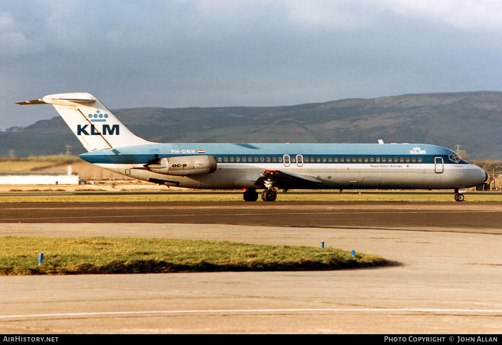 Aircraft Photo of PH-DNH | McDonnell Douglas DC-9-32 | KLM - Royal Dutch Airlines | AirHistory.net #92280