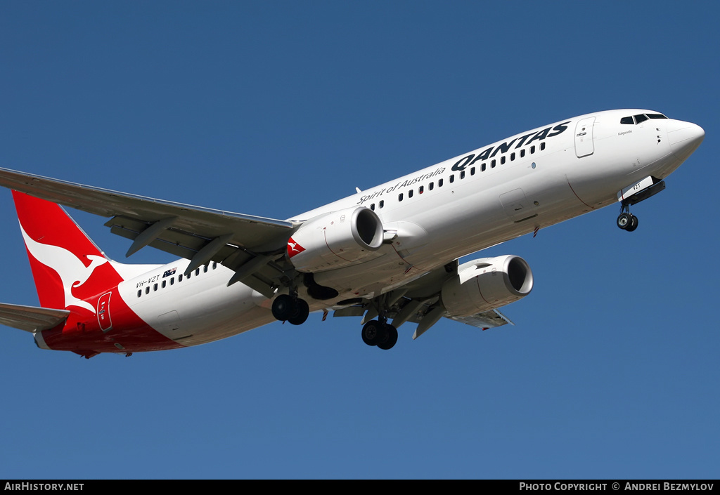 Aircraft Photo of VH-VZT | Boeing 737-838 | Qantas | AirHistory.net #92365