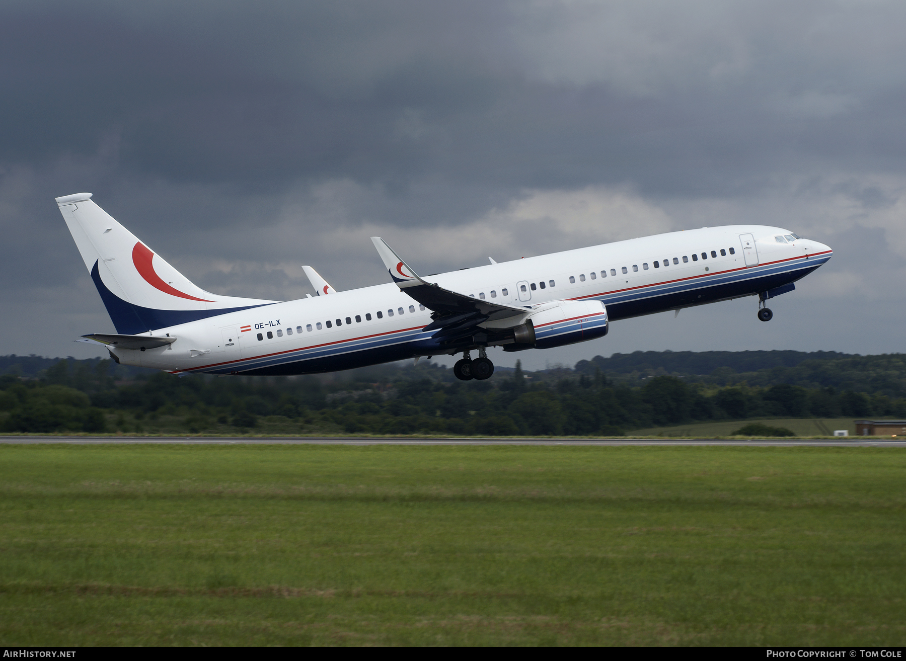 Aircraft Photo of OE-ILX | Boeing 737-8DR BBJ2 | AirHistory.net #92388