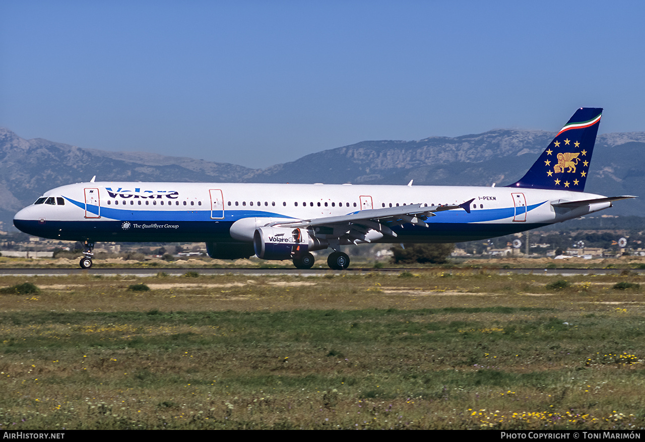 Aircraft Photo of I-PEKM | Airbus A321-211 | Volare Airlines | AirHistory.net #92442